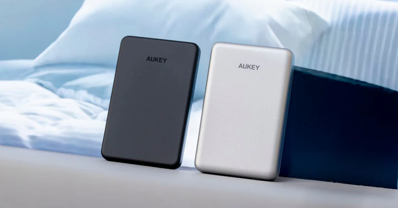 Qi2 磁吸快充,輕巧與長續航兩款任你選!AUKEY MagFusion M 系列